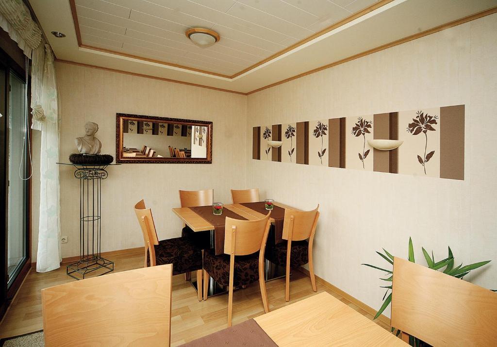 Garni Haus Weiskopf Hotel Trier Exterior photo